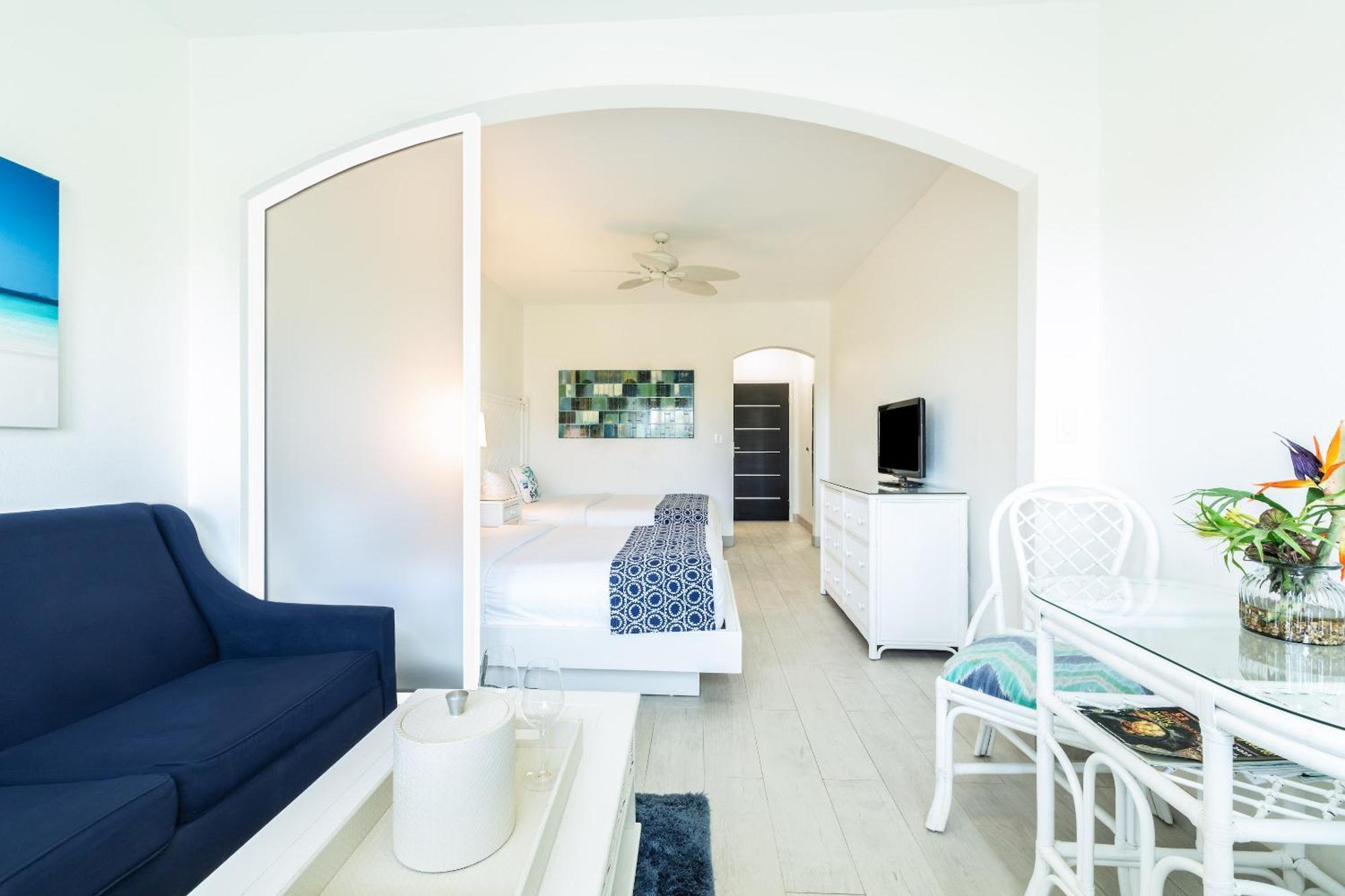 Ports Of Call Resort Grace Bay Zimmer foto